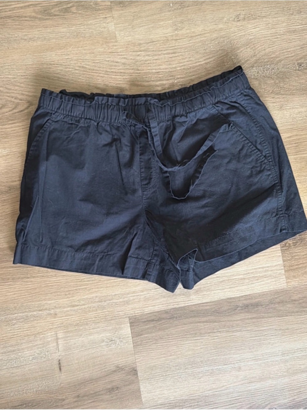 LOFT Black Elastic Waist Pull-On Athletic Shorts